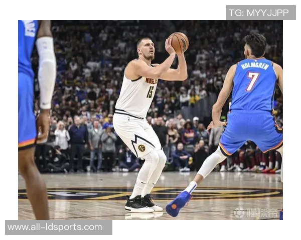 高效表现!约基奇半场5投5中斩获10分7篮板4助攻1抢断1盖帽