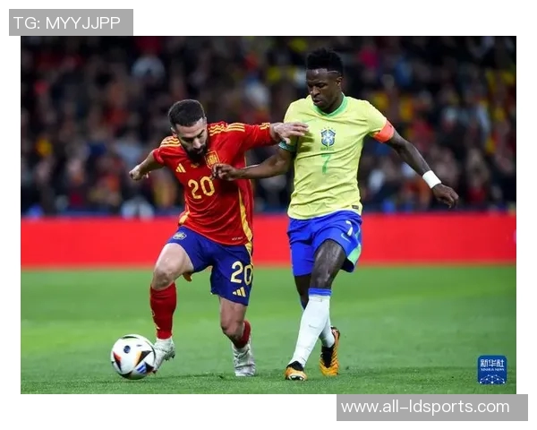 维尼修斯与恩德里克合影送祝福兄弟情深期待你早日归来