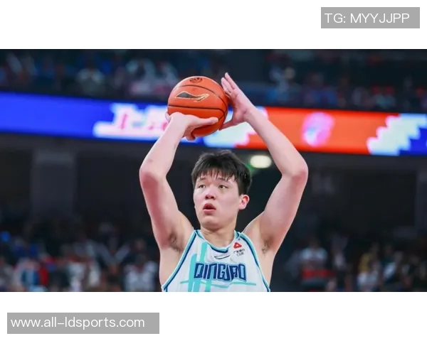 杨瀚森在G联盟锻炼体能末节表现疲态明显需加强训练 杨瀚森在G联盟锻炼体能末节表现疲态明显需加强训练